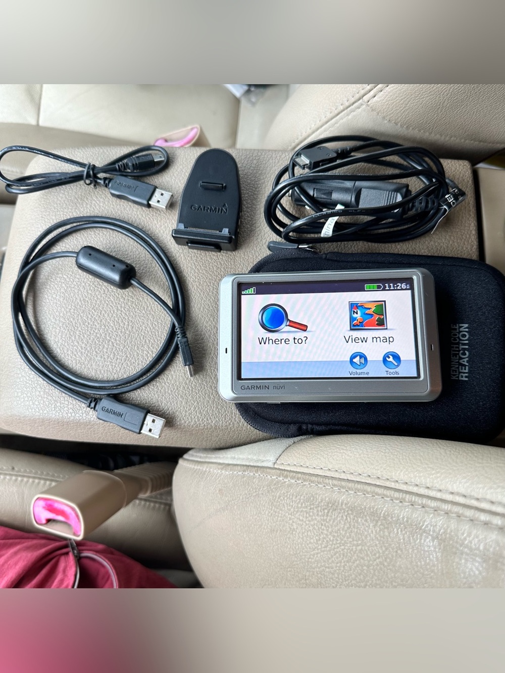 Garmin Nuvi 750 Navigation with 4.3 in Touchscreen GPS Personal Travel Assistant